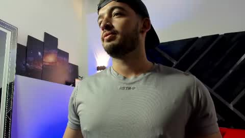 Logan Wolf online show from July 2026 06:11:02 PM