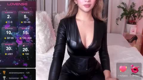 Mistress L online show from October 2025 05:25:01 AM