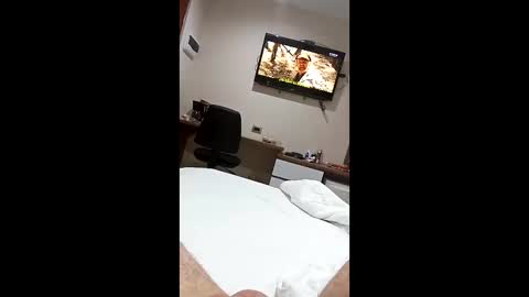 lokiweirdo20 online show from May 2026 04:50:01 AM