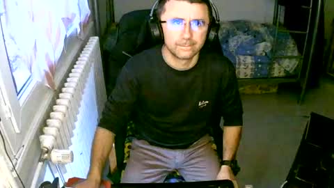 Snapshot of lokoum39 chatting on December 2024 03:58:01 PM lokoum39 online show from December 2024 03:58:01 PM