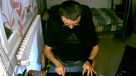 Snapshot of lokoum39 chatting on December 2024 07:43:01 PM lokoum39 online show from December 2024 07:43:01 PM