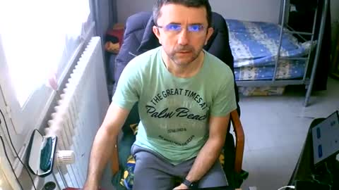 Snapshot of lokoum39 chatting on January 2025 09:32:02 AM lokoum39 online show from January 2025 09:32:02 AM