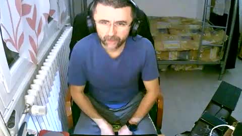 Snapshot of lokoum39 chatting on January 2025 06:21:01 PM lokoum39 online show from January 2025 06:21:01 PM