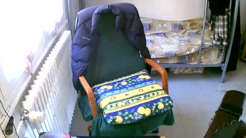 Snapshot of lokoum39 chatting on February 2025 12:21:01 PM lokoum39 online show from February 2025 12:21:01 PM