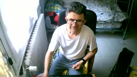 Snapshot of lokoum39 chatting on October 2025 12:06:02 PM lokoum39 online show from October 2025 12:06:02 PM