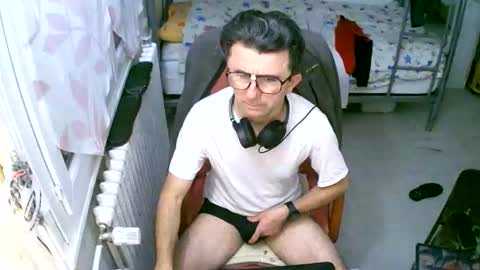 Snapshot of lokoum39 chatting on February 2026 07:10:01 PM lokoum39 online show from February 2026 07:10:01 PM