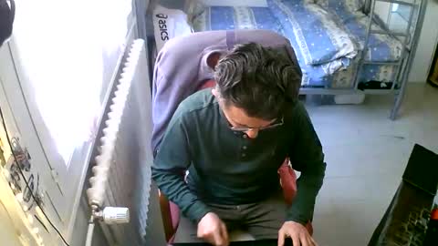 Snapshot of lokoum39 chatting on March 2026 12:24:02 PM lokoum39 online show from March 2026 12:24:02 PM