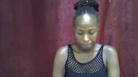 lola_beib online show from May 2026 04:38:01 PM