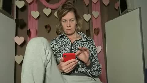 lola_belgium online show from February 2026 06:28:02 AM