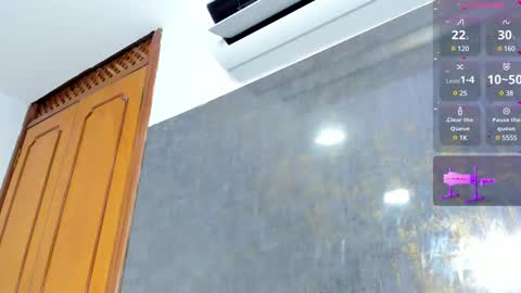 lola online show from February 2025 11:28:01 AM