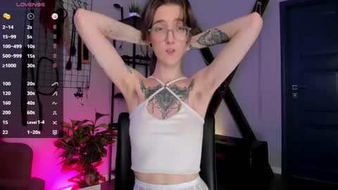 Lola online show from March 2025 05:53:01 AM