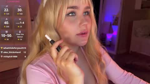 lola_razee online show from April 2026 09:39:33 PM