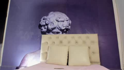 lola red online show from February 2025 03:09:02 PM