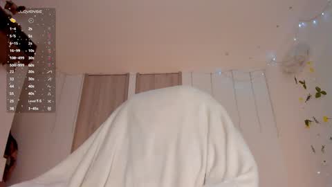 Snapshot of lolaberry_ chatting on January 2025 07:46:01 PM  Lola Berry  online show from January 2025 07:46:01 PM