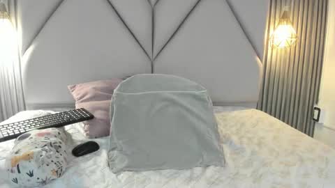 Snapshot of lolabunnysc chatting on June 2026 12:33:01 PM lolabunnysc online show from June 2026 12:33:01 PM