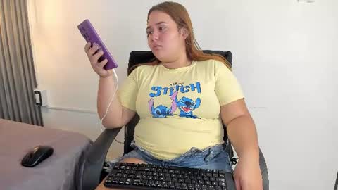 Snapshot of lolabunnysc chatting on June 2026 12:25:01 PM lolabunnysc online show from June 2026 12:25:01 PM