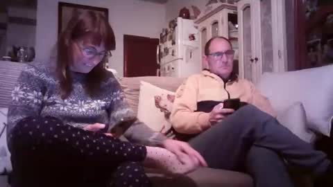 LOLA HUESO y ERIC online show from March 2025 07:43:02 PM