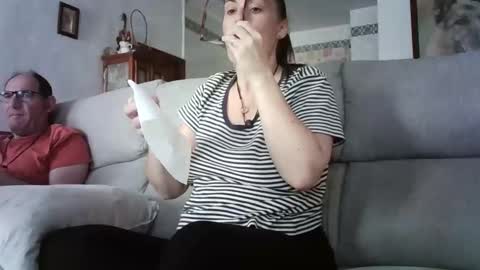 Snapshot of lolahueso chatting on May 2026 02:14:01 PM LOLA HUESO y ERIC online show from May 2026 02:14:01 PM