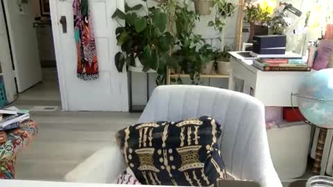 Lola Lustful online show from April 2026 04:08:01 PM