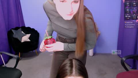 Snapshot of lolamrrr chatting on December 2024 12:43:02 PM Lola pvt is OPEN online show from December 2024 12:43:02 PM