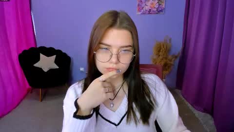 Snapshot of lolamrrr chatting on February 2025 09:47:02 AM Lola pvt is OPEN online show from February 2025 09:47:02 AM