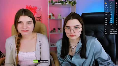 Snapshot of lolamrrr chatting on February 2025 01:15:02 PM Lola pvt is OPEN online show from February 2025 01:15:02 PM
