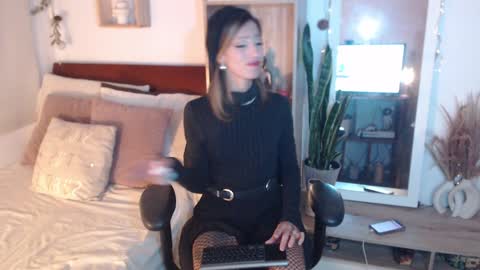 Dear tippers follow me on my new cb account lennarogers online show from January 2025 01:10:01 AM