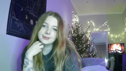 Snapshot of lollylol11 chatting on December 2024 07:11:02 PM Lilly online show from December 2024 07:11:02 PM
