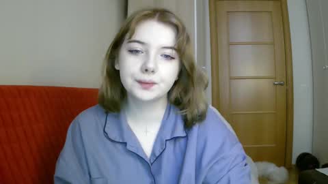 Snapshot of lollylol11 chatting on February 2025 11:27:02 AM Lilly online show from February 2025 11:27:02 AM