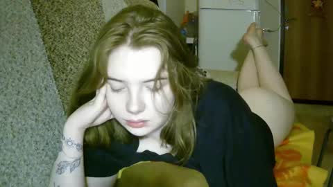 Snapshot of lollylol11 chatting on February 2025 09:32:01 PM Lilly online show from February 2025 09:32:01 PM