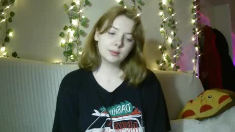 Snapshot of lollylol11 chatting on March 2025 04:35:02 PM Lilly online show from March 2025 04:35:02 PM