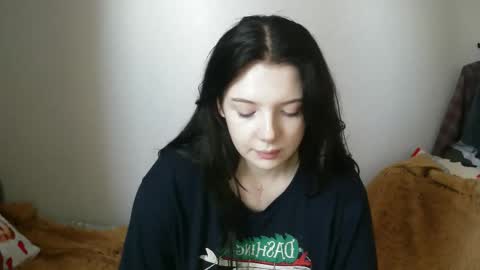 Snapshot of lollylol11 chatting on September 2025 10:03:02 AM Lilly online show from September 2025 10:03:02 AM