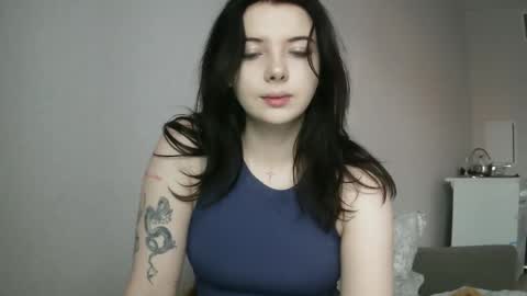 Snapshot of lollylol11 chatting on October 2025 01:45:01 PM Lilly online show from October 2025 01:45:01 PM