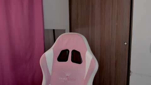 Lolly online show from September 2025 02:33:01 AM