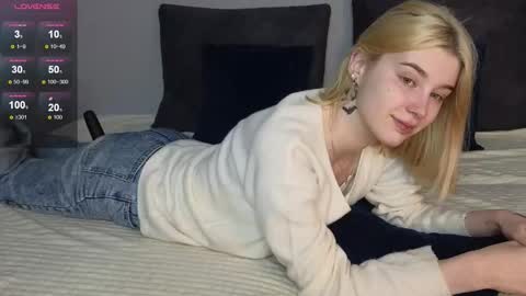 Eva online show from November 2025 07:18:02 PM