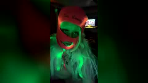 lololovett online show from July 2026 10:57:01 AM
