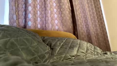 Snapshot of lomakaxd chatting on November 2025 10:04:02 AM lomakaxd online show from November 2025 10:04:02 AM