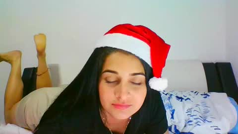 estehfania online show from December 2024 04:23:02 AM