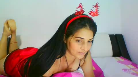 estehfania online show from December 2024 02:21:01 AM