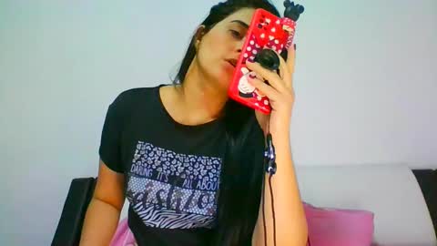 estehfania online show from February 2025 01:22:01 AM