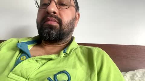 london0555 online show from February 2025 08:00:01 PM