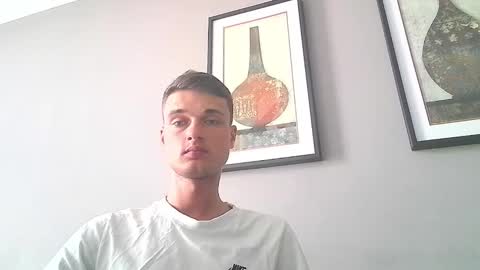 Snapshot of london_tomy chatting on February 2026 08:58:01 PM london_tomy online show from February 2026 08:58:01 PM