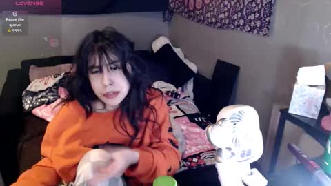 Snapshot of londonray chatting on February 2026 07:12:02 AM londonray online show from February 2026 07:12:02 AM