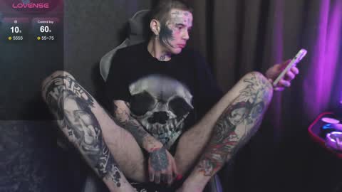 Snapshot of lone1ycrystal chatting on January 2025 05:37:02 PM Chris online show from January 2025 05:37:02 PM