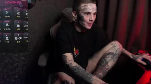 Snapshot of lone1ycrystal chatting on February 2025 04:00:02 PM Chris online show from February 2025 04:00:02 PM