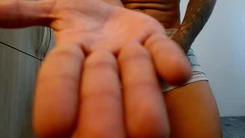 lonelydick2002 online show from February 2026 08:16:02 PM