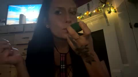 Snapshot of lonelymilfxoxo chatting on May 2026 08:32:01 AM lonelymilfxoxo online show from May 2026 08:32:01 AM