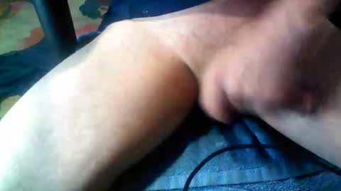 Snapshot of lonesomej69 chatting on January 2025 01:00:01 AM lonesomej69 online show from January 2025 01:00:01 AM