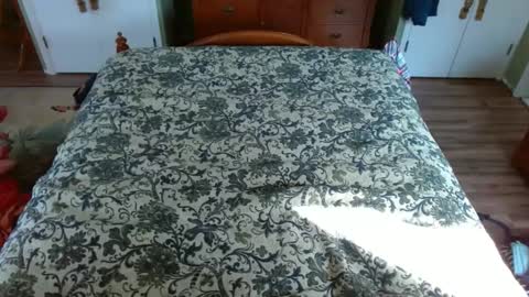 Snapshot of longbowrider555 chatting on March 2025 02:18:01 PM Jeff online show from March 2025 02:18:01 PM