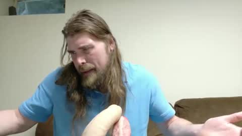 longhairedfreak1921 online show from April 2026 01:41:01 PM